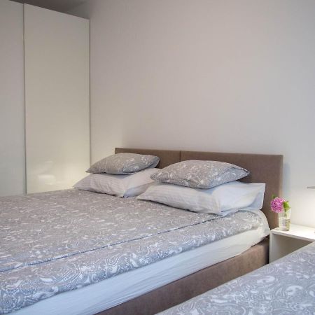 Apartman Adeari Zagreb Buitenkant foto